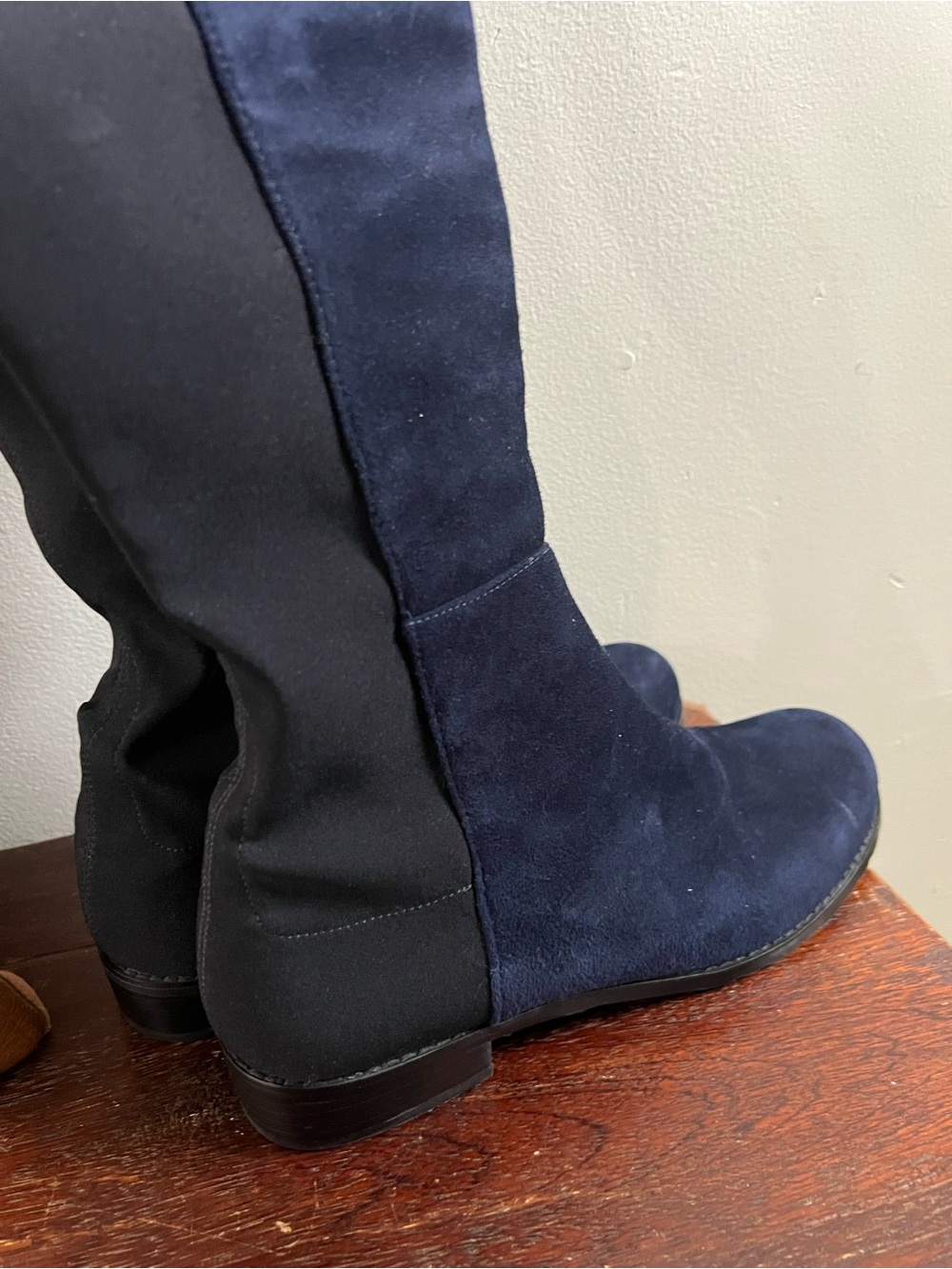 Stuart Weitzman 50/50 Deep Navy Suede Knee-High Boots Rare - Picture 8 of 13